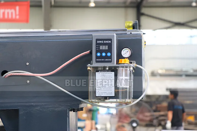 4 оси cnc маршрутизатор 1530 Цена 4.5kw HQD воздушный охлаждающий шпиндель Высокая точность cnc маршрутизатор дешевое оборудование с вакуумным столом