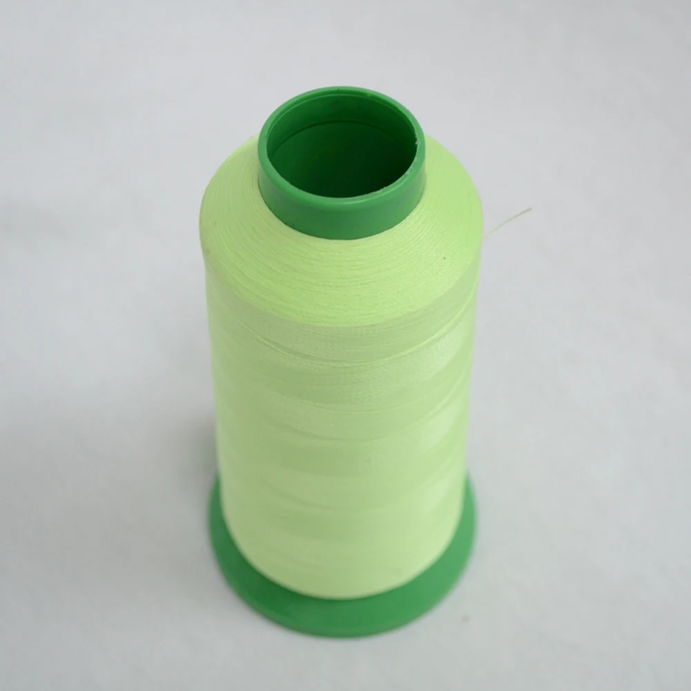 green 1000 Yards Luminous Glow In The Dark Cross Stitch Embroidery Thread DIY Handmade Embroidery Sewing Thread - Цвет: green