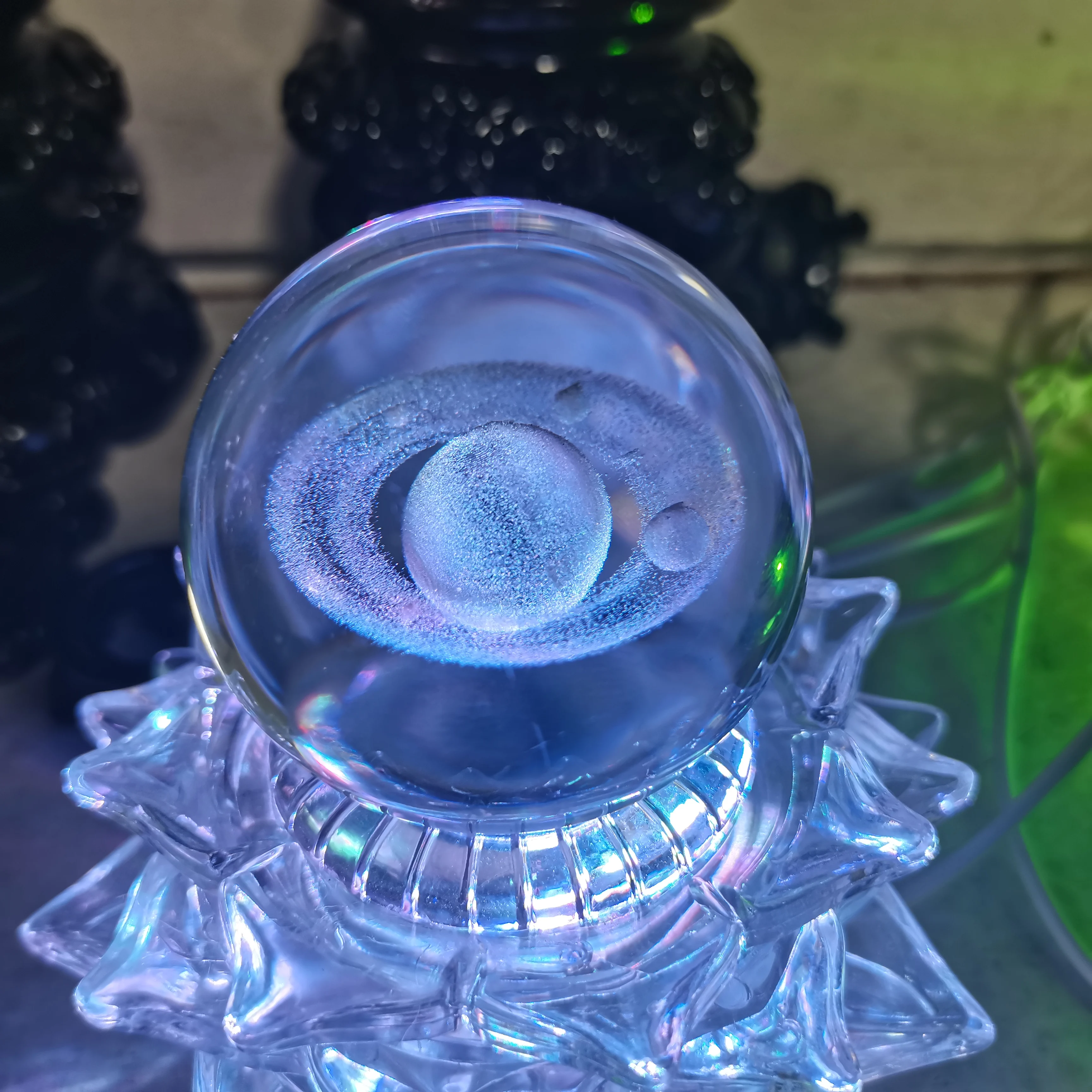 

4 Styles 3D Laser Engraved Crystal Ball Figurines 60mm Healing Glass Ball Sphere Collectible Home Wedding Decor Gift Craft