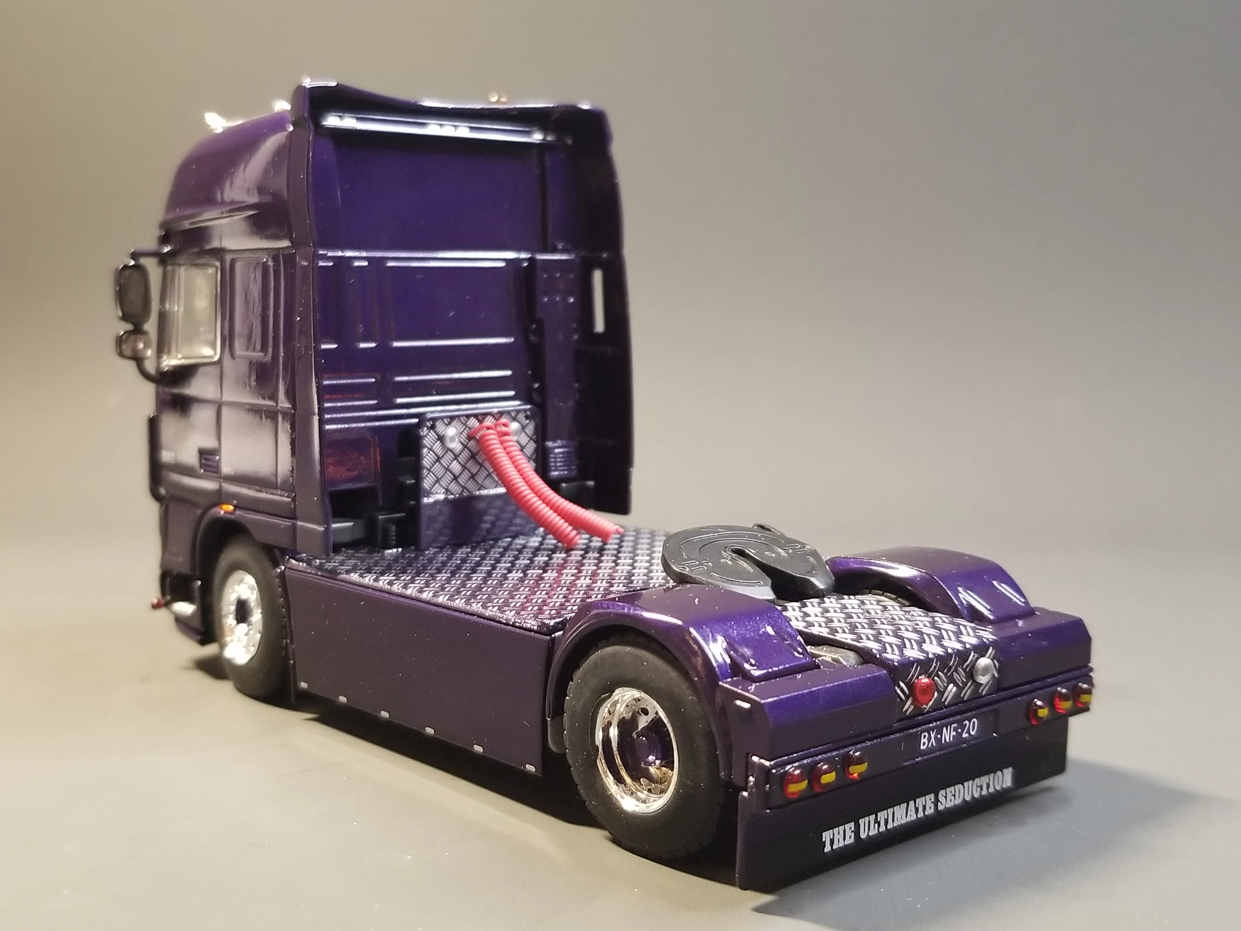 Лимитированная коллекция автомобилей WSI 1/50 Daf XF 105 SSC 4 × 2 (Verweij) 01-1641 | Игрушки и