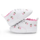 Обувь для маленьких девочек, мягкая обувь с цветочной вышивкой, для ползунков, для прогулок, 0-6 м