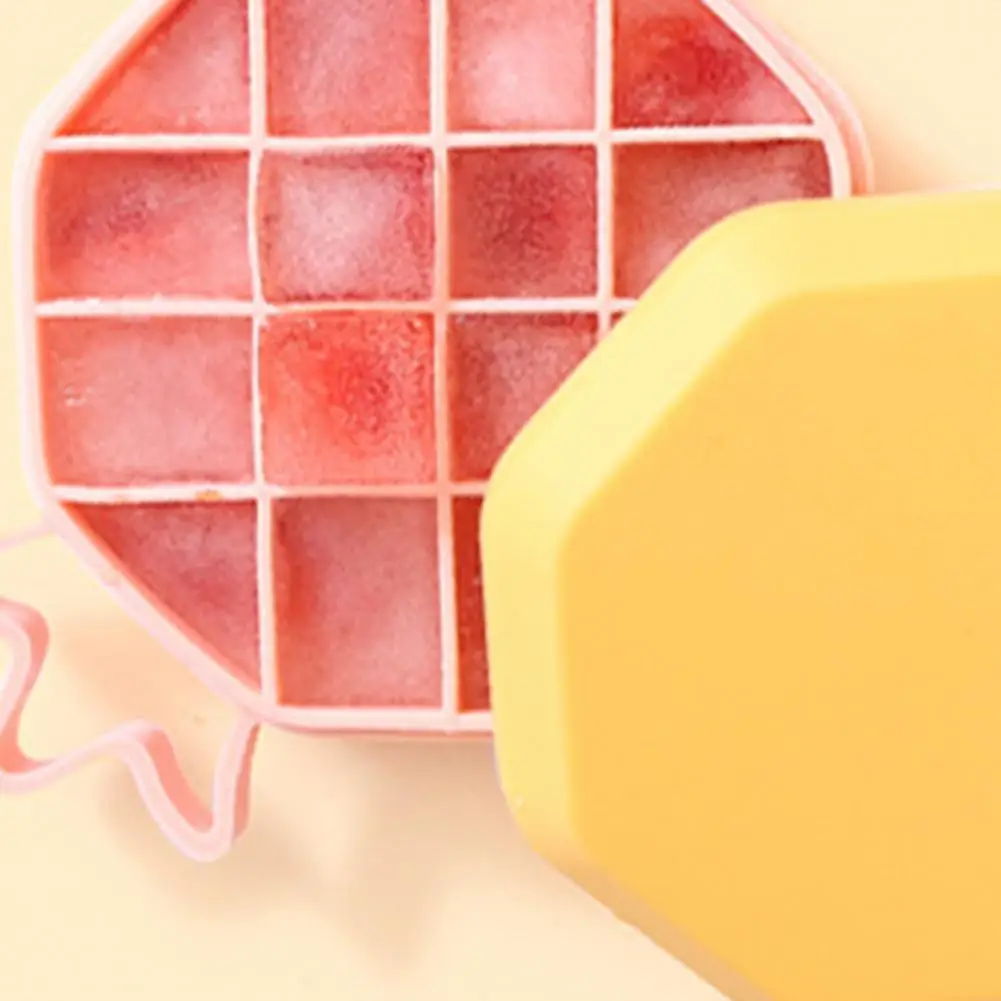 

Ice Sphere Mold Environmentally Safe Pineapple Shape Wear Resistant Ice Cream Mold With Cover for Home Ice Sphere Mold