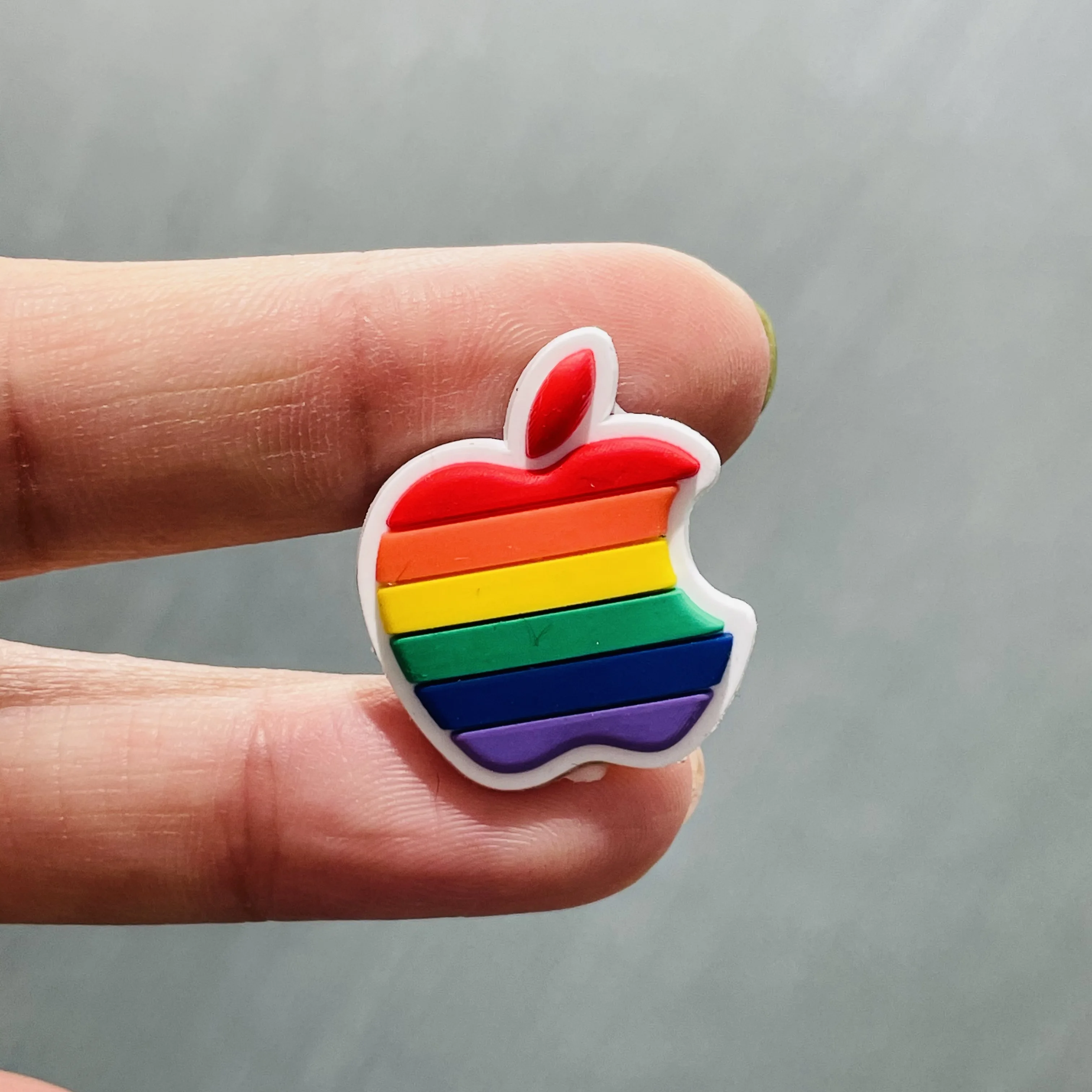 50 шт. Единорог радужные глаза Apple Key Тайланд девушки садовые обувные талисманы