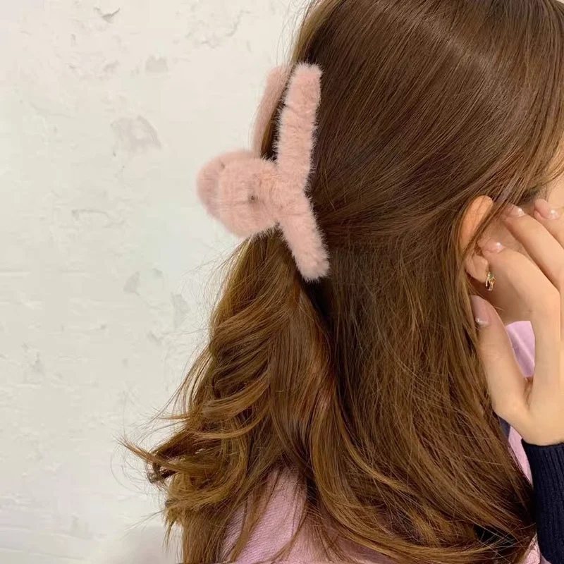 

New Fashion Elegant Velvet Clip Female Sweet and Simple Inverted Headdress Temperament Hair Accessories