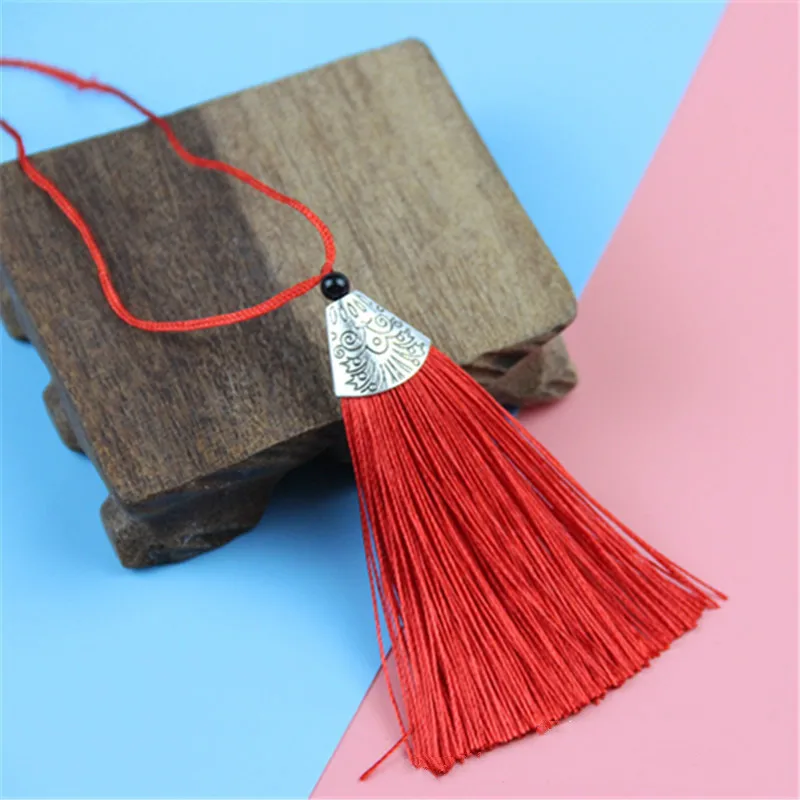 

Creative Alloy Fish Mouth Tassel Tassel Polyester Thread Vertical Flat Metal Cap Small Tassel Sachet Pendant Small Gift Earrings