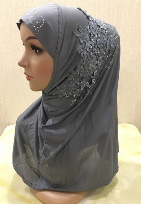 Beautiful Muslim girl scarf ice silk side lace flower ironed drill cover head Hui worship headscarf muslim hijab | Тематическая