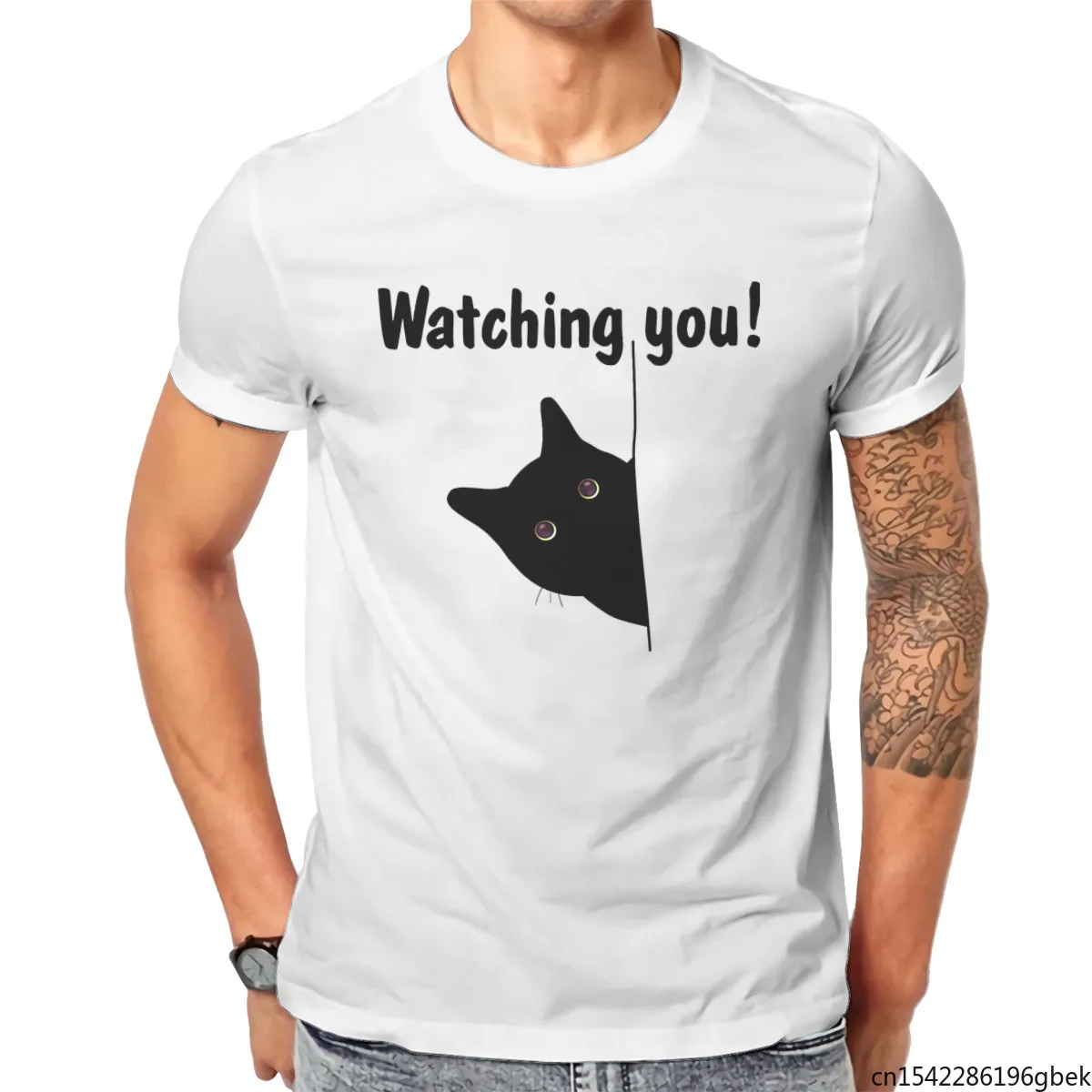 Black cat is watching you Men's T-Shirt