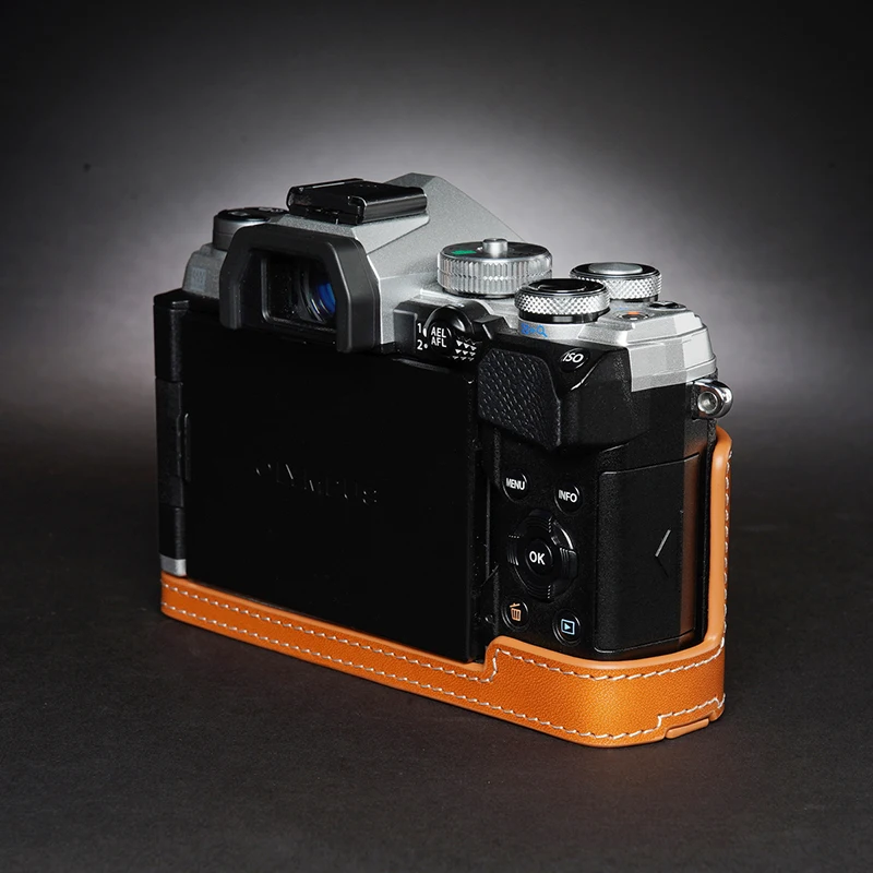 

Taiwan TP leather Olympus EM5 Mark III camera bag EM5 3rd generation leather handle protector