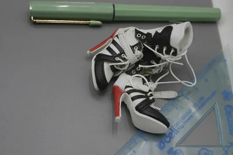 

1/6 Scale Hollow Boots Model for 12" Female Action Figure