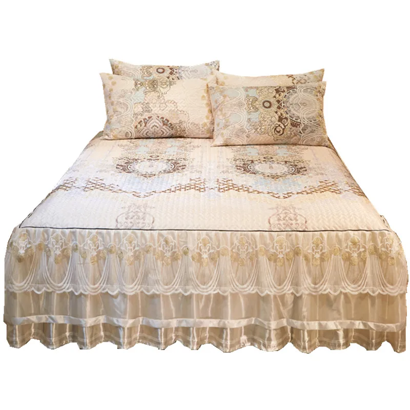

TT European-Style Lace Bed Skirt Viscose Fiber Mat Three-Piece Set 1.8 M Thick Foldable Machine Washable Mat Air Conditioner