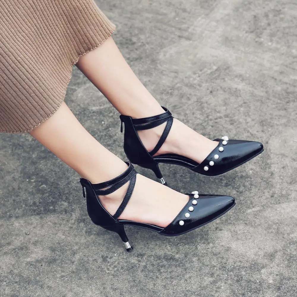 Женские туфли на высоком тонком каблуке однотонные лодочки с острым носком и