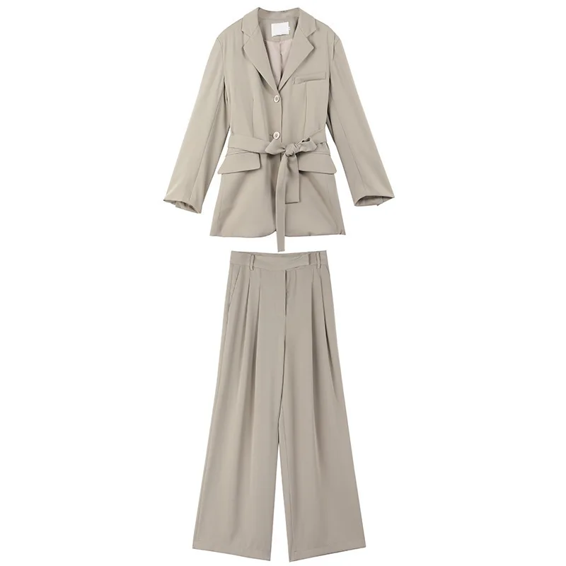 

LANMREM + , famale, 2021 TC937