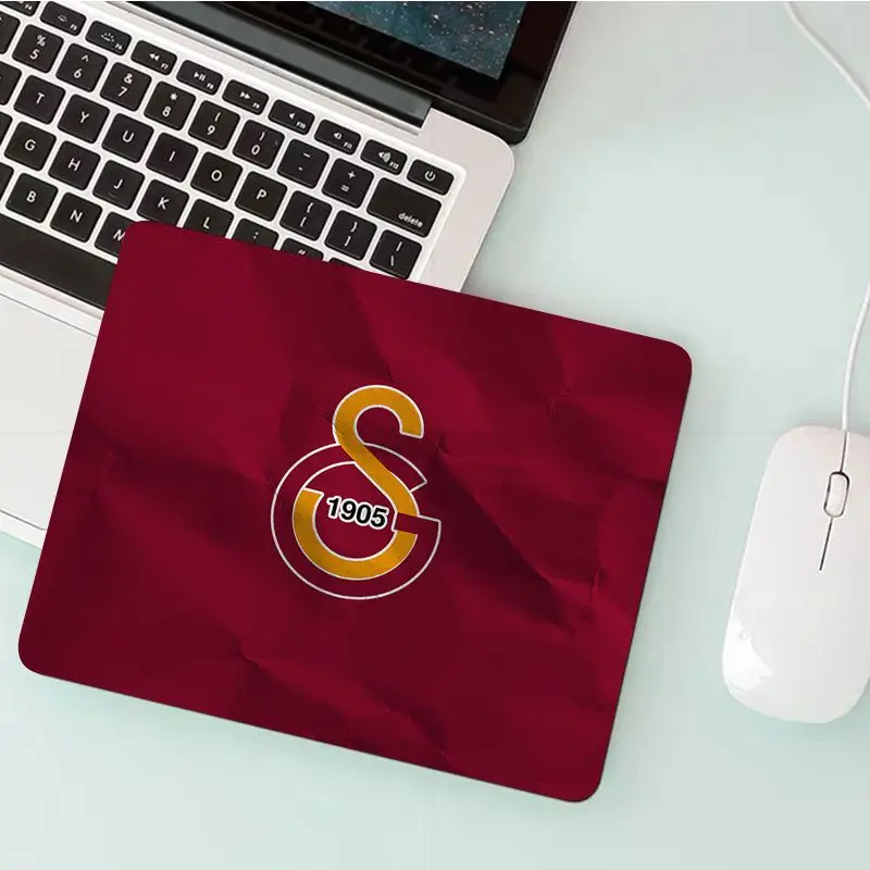 

RuiCaiCa New game Turkey Galatasaray flag Office Mice Gamer Soft Mouse Pad Smooth Writing Pad Desktops Mate gaming mouse pad