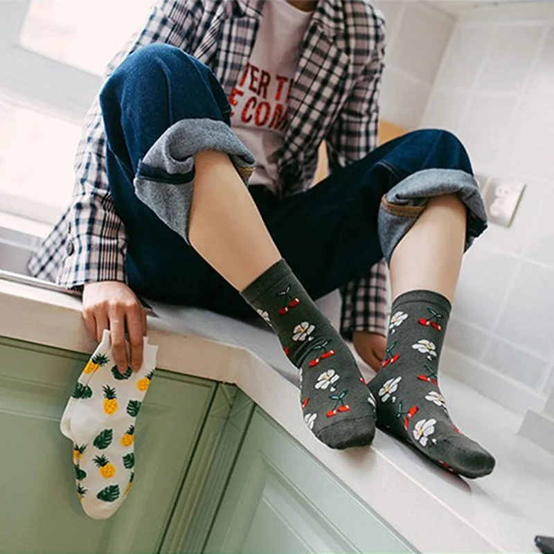 

Women's Socks & Hosiery