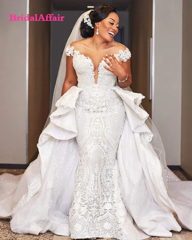 

Luxury Plus Size African Mermaid Wedding Dresses With Overskirt Off Shoulders Lace Applique Bridal Gowns Vestidos De Novia 2020