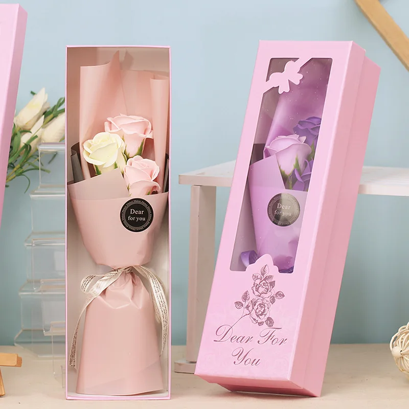 Прелестное очаровательное мыло с искусственными цветами розы в штучной упаковке