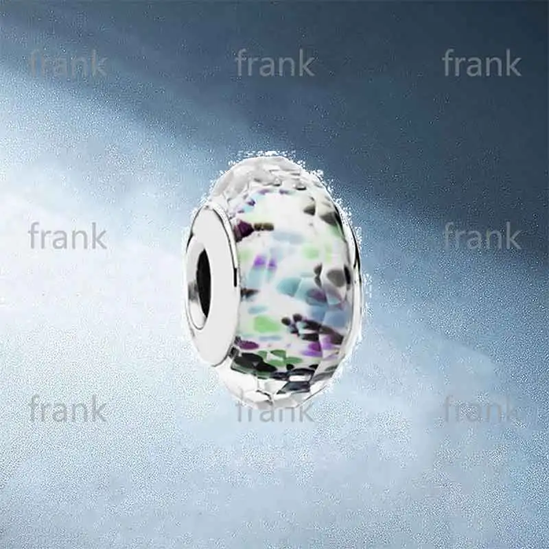 

Green-Shibori-Faceted-Glass-Charm-791610