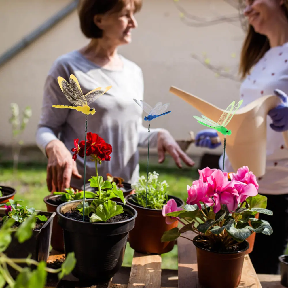 

30pcs Artificial Dragonfly Stakes Dragonfly Stick Garden Decoration Random Color