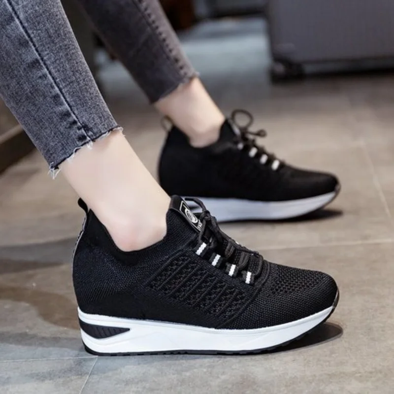 

New Women Platform Sneakers 2021 Spring Fashion Women Vulcanize Shoes Lace-up Mesh Breathable Women Casual Shoes Tenis Feminino