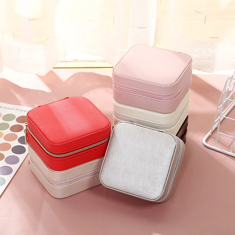 

Многофункциональная маленькая квадратная шкатулка для ювелирных изделий, органайзер для серег, колец, дорожный портативный Бархатный Чехо...