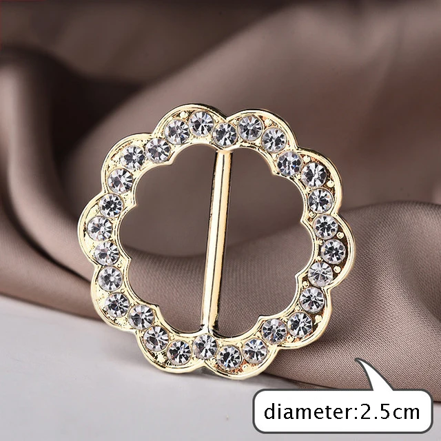 

Rhinestone Metal Hijab Scarf Ring for Muslim Women Heart Butterfly Shape Headscarf Fastener Loop Brooch Shawl Hijab Accessories