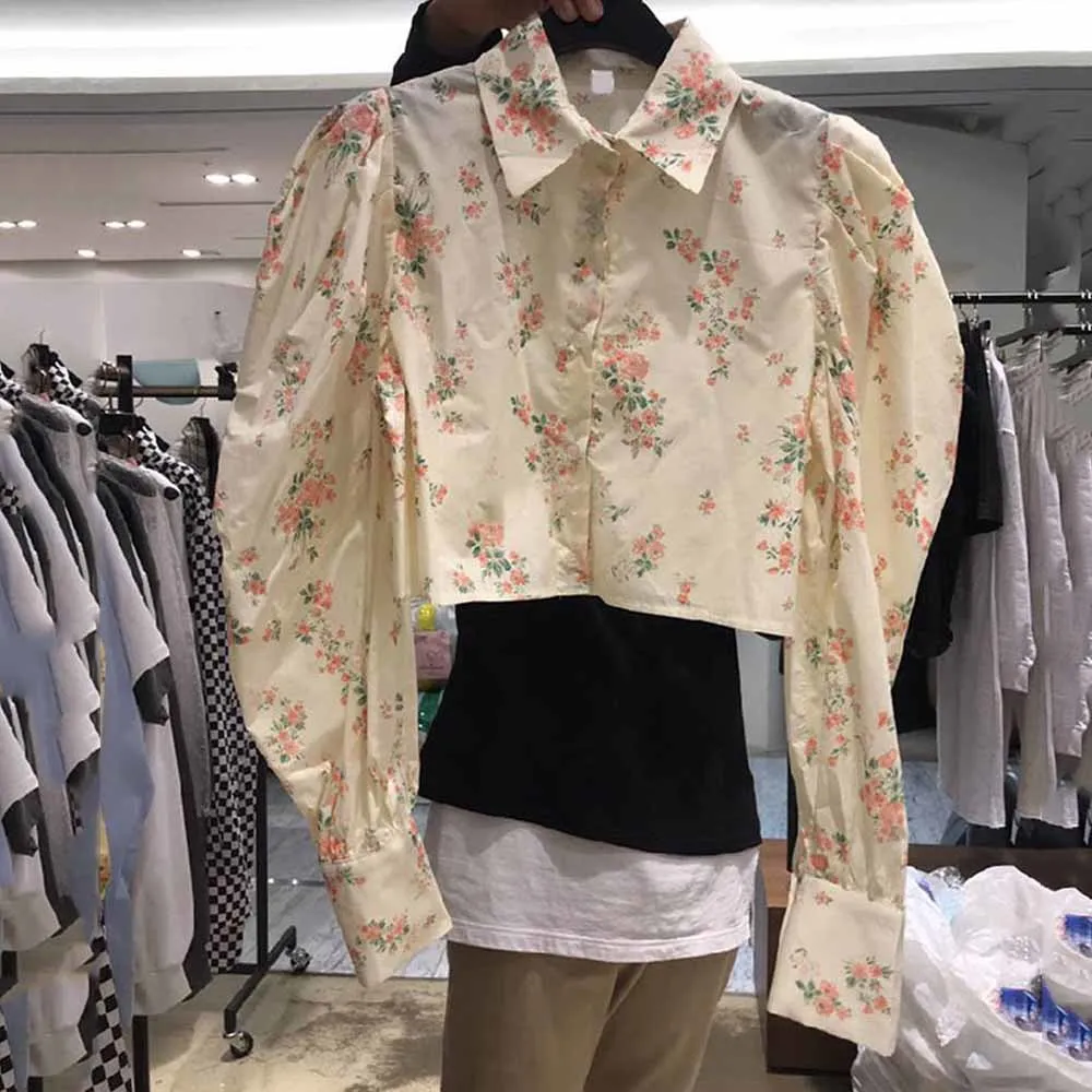 

Korean Elegant Blusas Femme 2021 New Floral Puff Sleeve Women Shirt Causal Turn-down Collar Short Blouses Spring