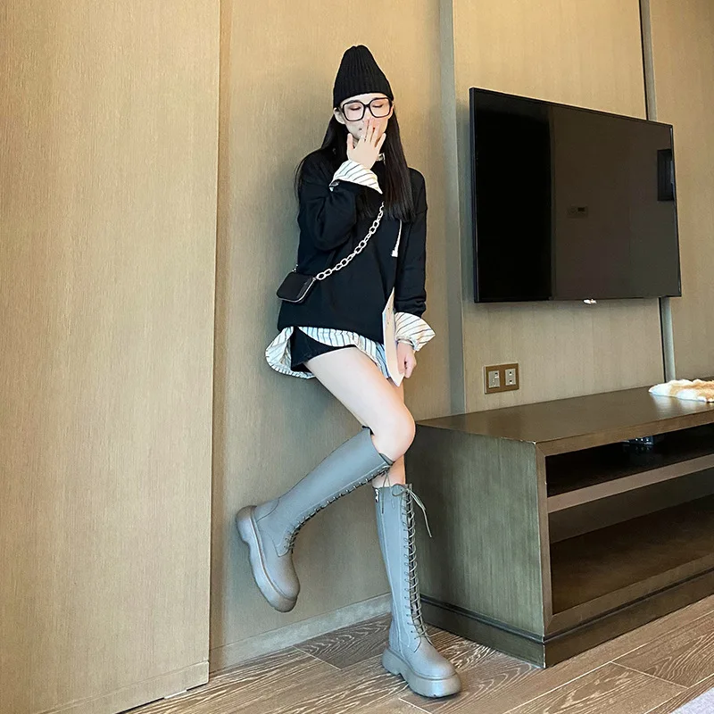 Женские ботфорты на платформе Pofulove черные кожаные сапоги до колена модные для