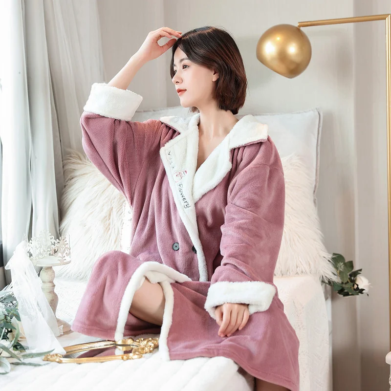 Winter Flannel Bathrobe Women Fleece Long Sleeve Thicken Long Robes 2 Pockets Homewear Sleepwear Warm Robe Nightwear Plus Size