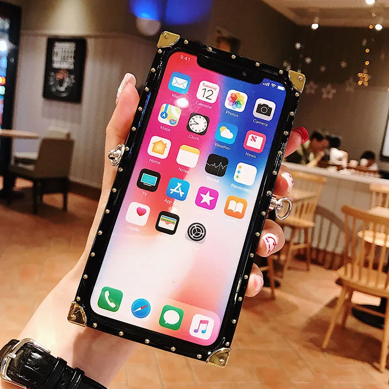 

Fashion Rivet Square Bling Glitter Lanyard Phone Case For Huawei P30 Lite P20 Mate 20 Pro Back Cover Fundas