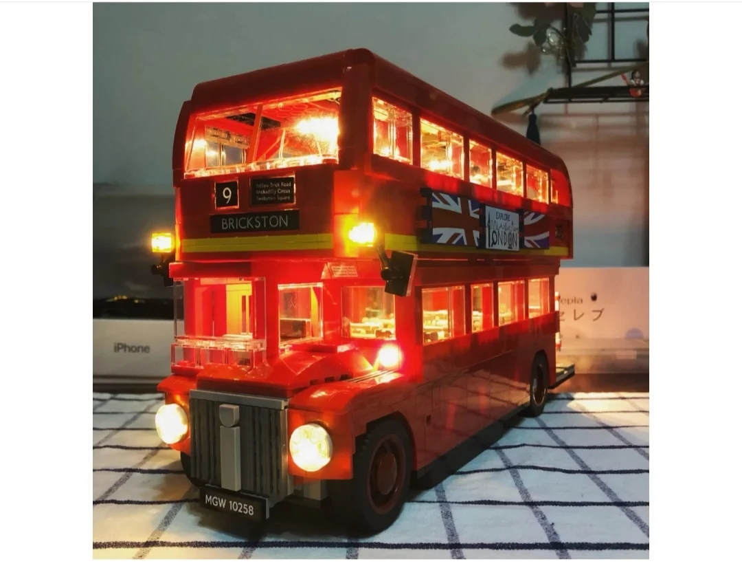 Строительные блоки для самостоятельной сборки автобуса со светодиодной