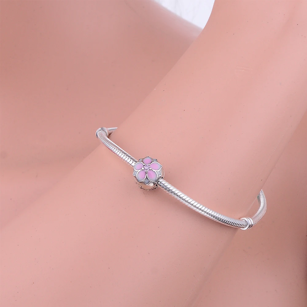 Розовый эмалированный цветок клипсы бусины весна 2019 оригинальный