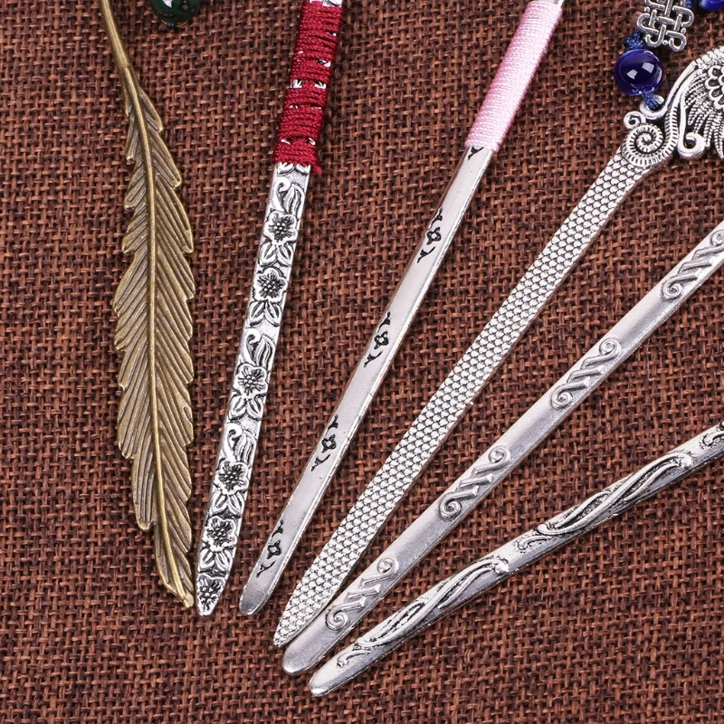 

Chinese Style Vintage Classic Metal Bookmark Tassel Beads School Office Supplies