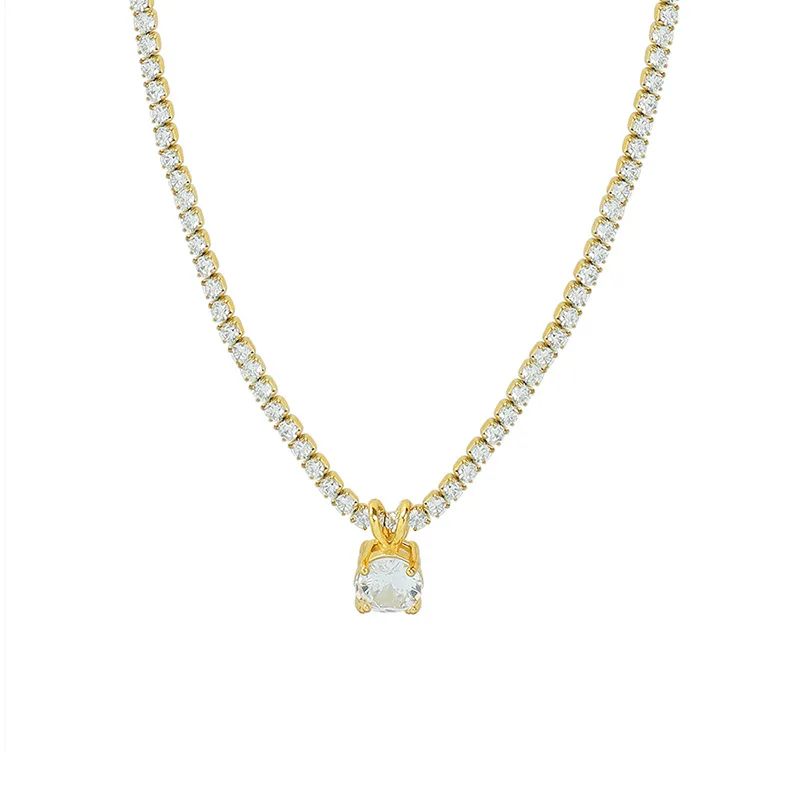 

Elegant Fashion Europe and the Ins Light Luxury Full Drill Stone Zircon Shining Wedding Pendant Necklace Titanium Steel 18 Gold