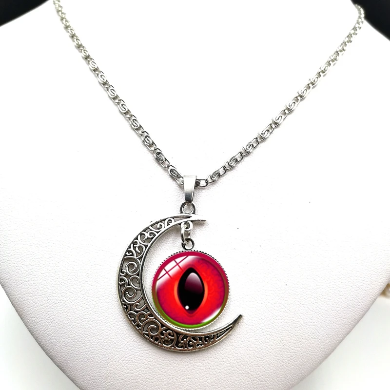 

2020 Evil Eye Cabochon Glass Moon Pendant Clavicle Chain Necklace Birthday Gift for Women Jewelry