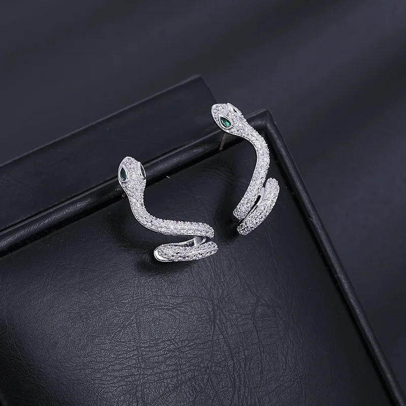 

Snake Earrings women's Earrings left and right simulation Snake Earrings trinkets wholesale Earrings Fashion Jewelry 2021