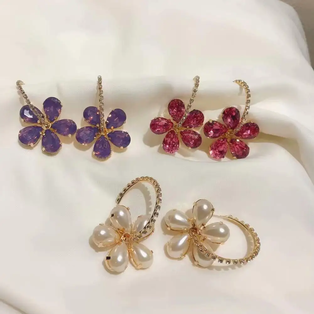 

2020 New Pop 3Style Crystal Flowers Beautiful Earring Japanese Style Steel Stud Earrings Lovely Tragus Ear Stud Piercing Jewelry