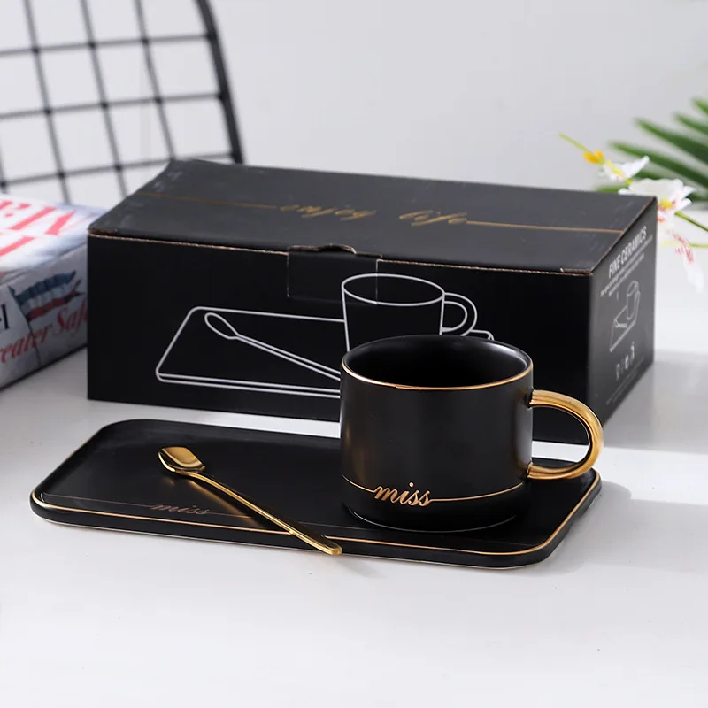 

Creative Ceramic Cup Simple Modern Gold Rim With Spoon Breakfast Luxury Reusable Coffee Cup Taza De Cafe Cups And Saucers BE50CU