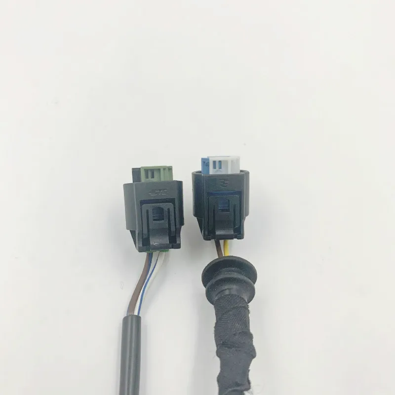 

Car snail horn Plug connector with wire for BMW 1 Series 3 Series 5 Series 7 series X1 X3 X5 X6 MINI whistle horn fog lamp plug