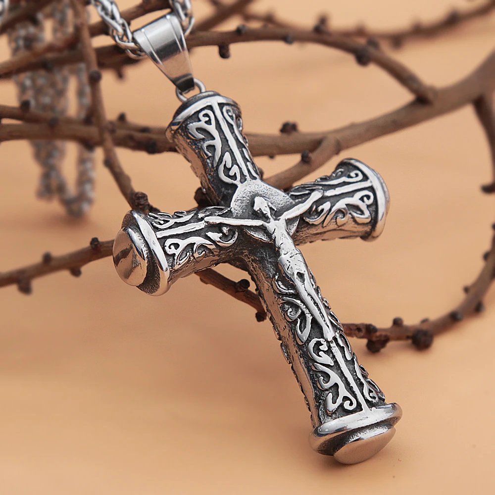 

Vintage Men's Cross Pendant Stainless Steel Christian Jesus Necklace Pendant Fashion Punk Biker Jewelry Chain Gift Wholesale