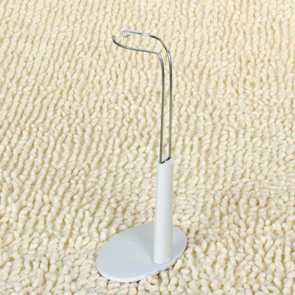 Тип C Регулируемая металлическая подставка на белой основе для кукольного