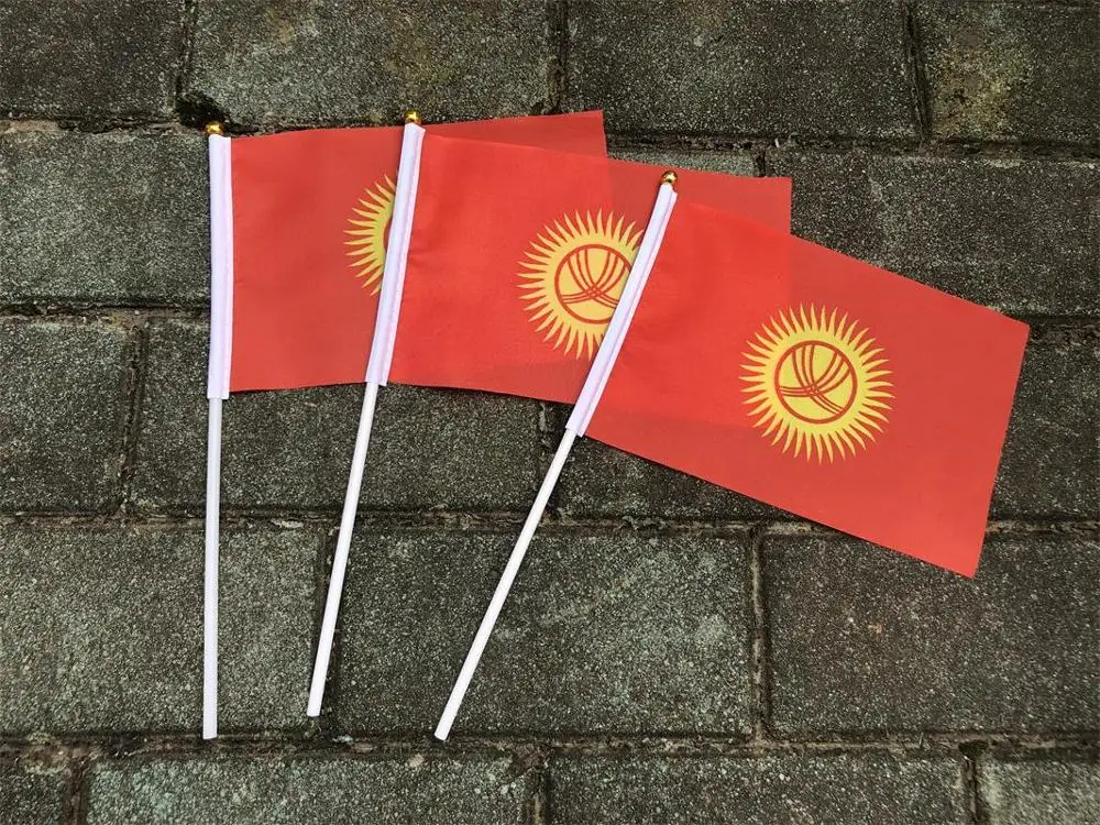 Киргизийские флаги 14*21 см 20 флагов машущих национальный флаг для приветствия