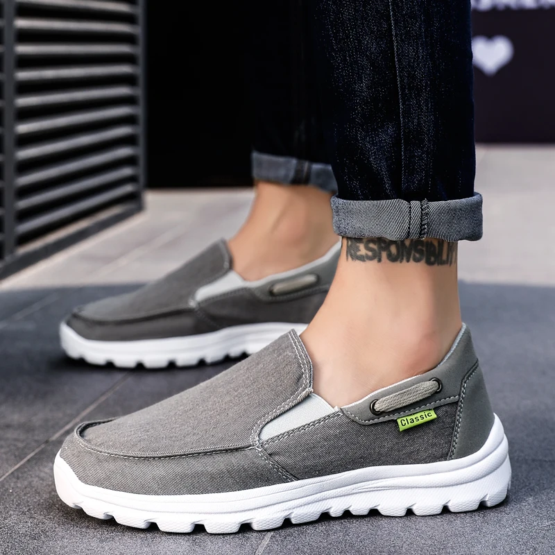 

Mens Canvas Shoes Comfortable Casual Shoes Slip-On Loafers Shoes Brand Fashion Flat Breathable Men Shoes Big Size 39-48