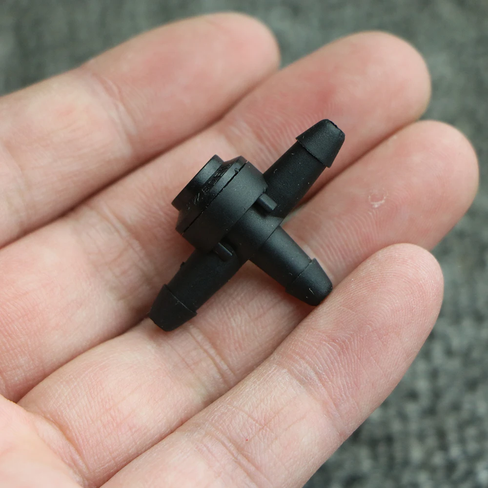 

Новый коннектор обратного клапана омывателя лобового стекла, 2/3-полосный контрольный MTC для V70 S60 XC60 XC70 C30 V50 S40 XC90 S80 S70 C70 9178895