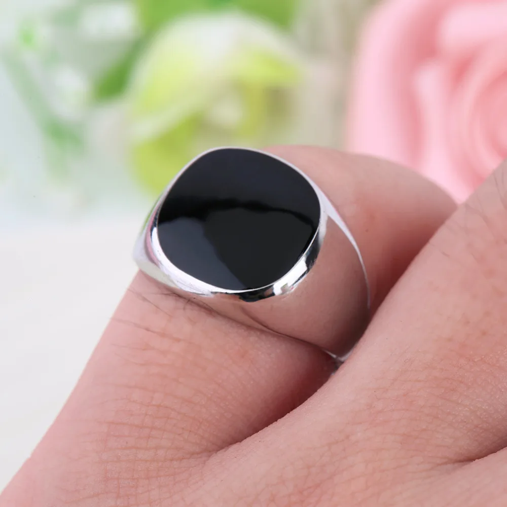 Металлическое кольцо из нержавеющей стали камень черный оникс обручальное |
