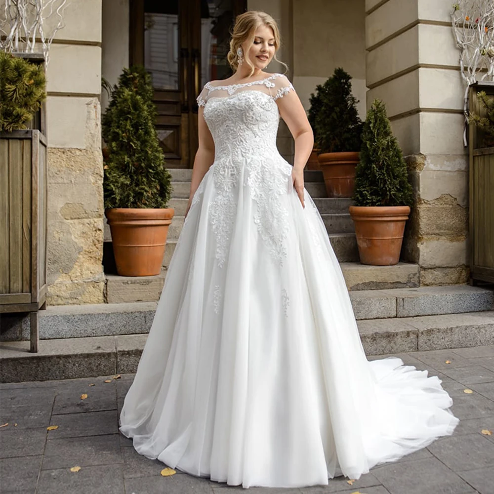 

Elegant Tulle A-Line Wedding Dress Plus Size Scoop Cap Sleeve Lace Up Appliques Sweep Train Bridal Gowns 2021 Vestidos De Noivas