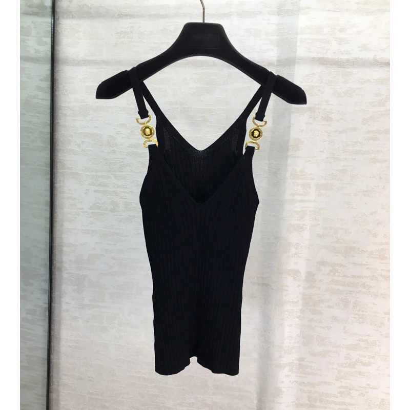 Женский трикотажный топ на пуговицах приталенный летний с V образным вырезом и