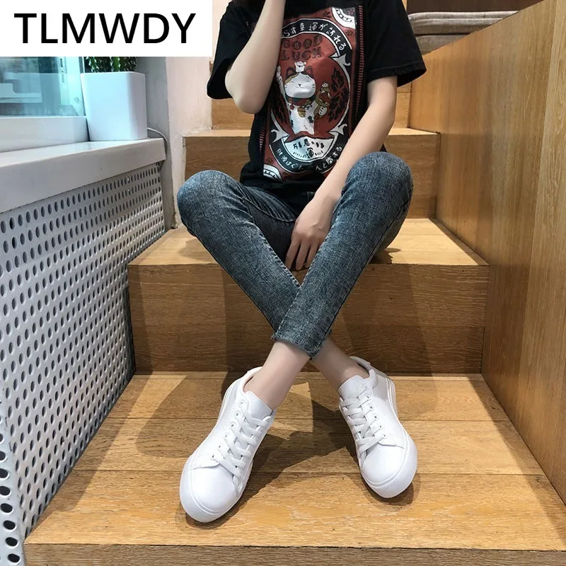 

2021 Fashion Women's Shoes Comfortable Light Casual Shoes Women's Lace-up Solid Color Sneakers Autumn Women's Rainbow Flat Shoes