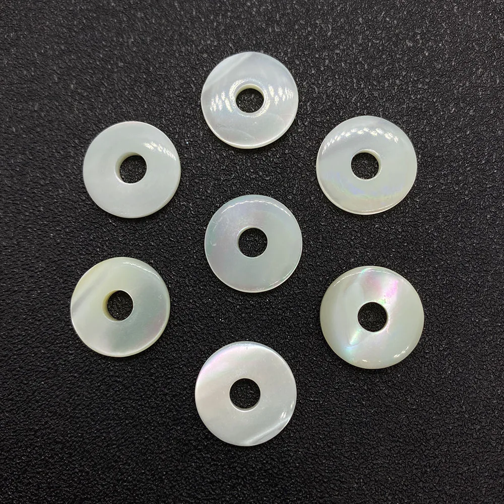 

Natural Sea Shell White Butterfly Shell Ring Non-porous Beads DIY Charm Handicraft Jewelry Accessories Wholesale Size 12-17 mm