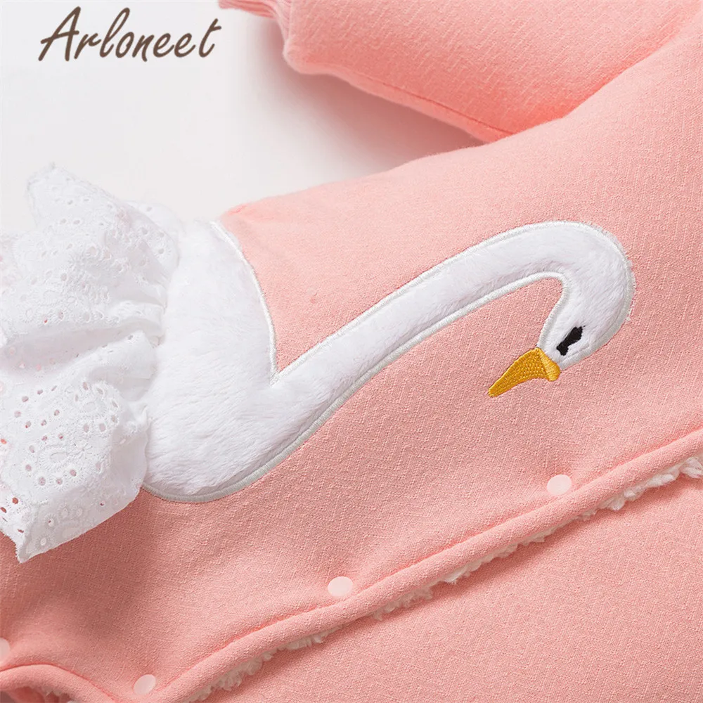 ARLONEET зимняя одежда для маленьких девочек плотное пальто с рисунком лебедя