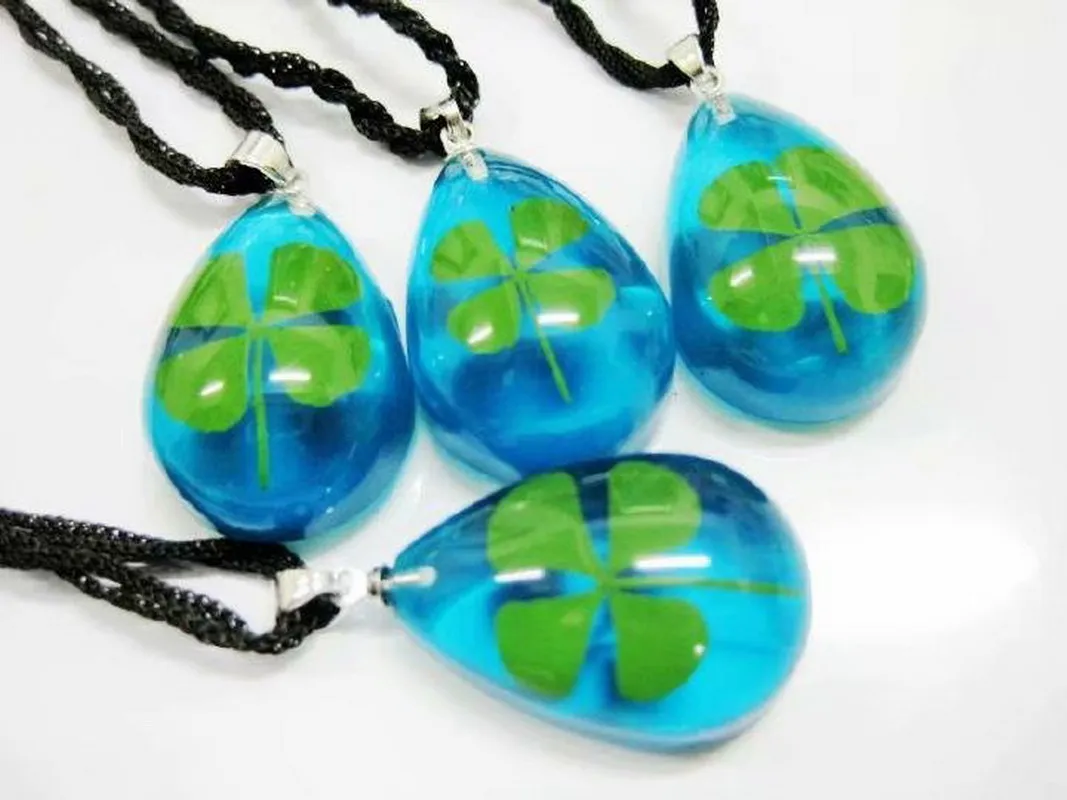 

100 pcs fashion real four leaf clover tear drop style blue color pendant